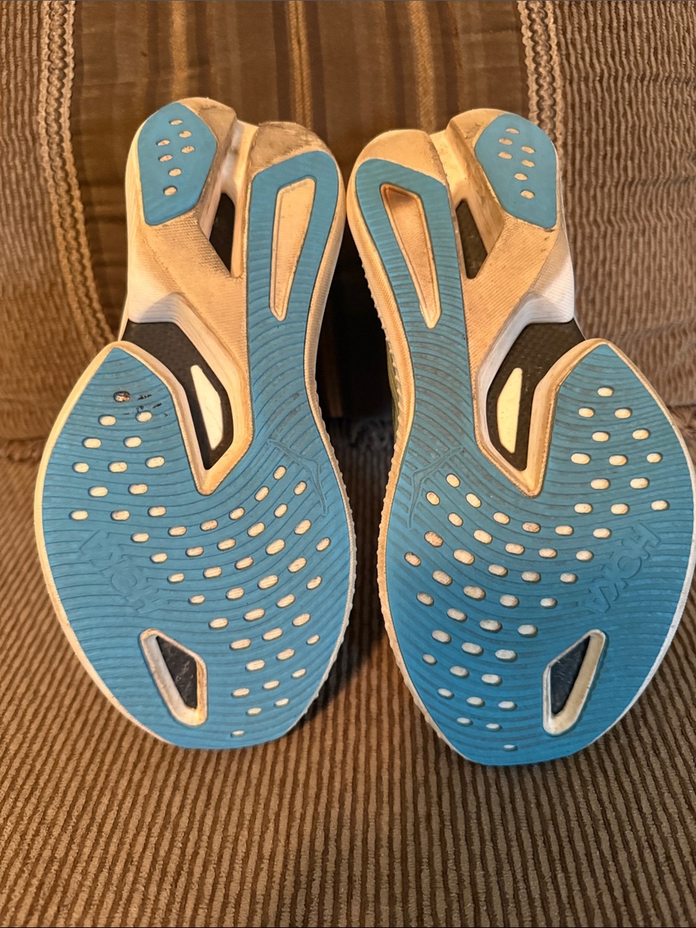 Ladies Hoka  Cielo X1.  Sz 7 - Picture 5 of 9